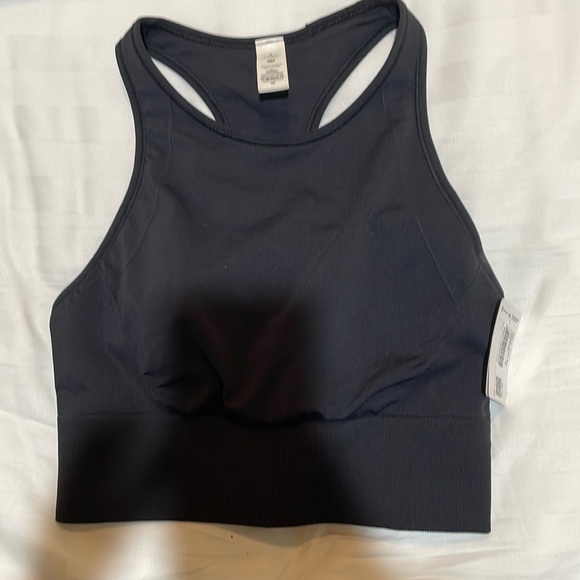 NWT Lululemon Black Ebb to Train Bra in size 6 - Picture 3 of 8
